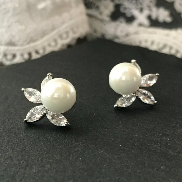 Shell Pearl Studs - NEW, Never Worn - Picture 2 of 4